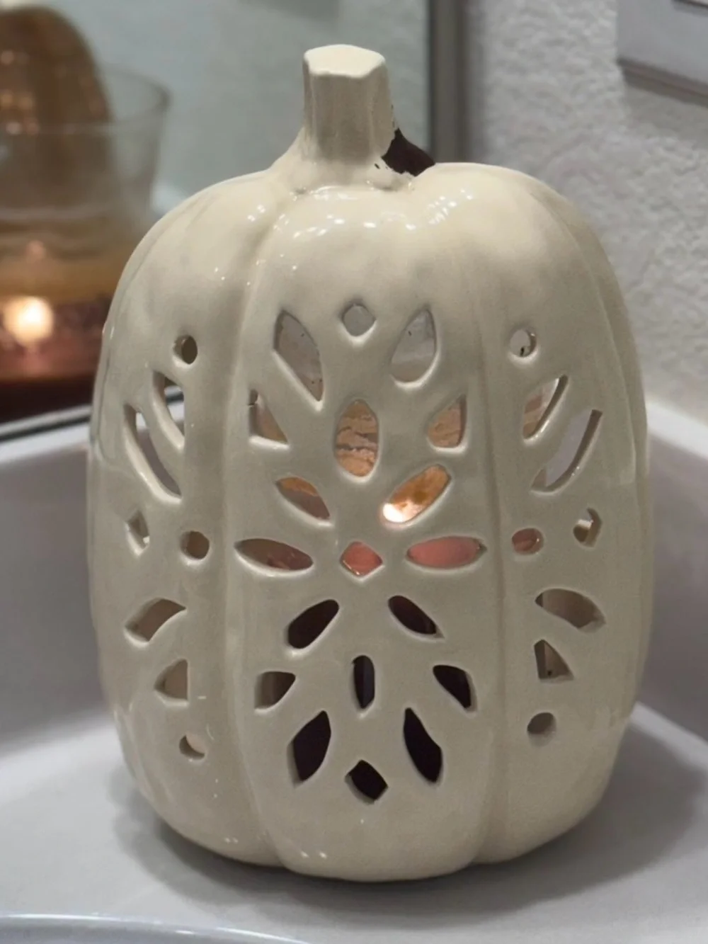 Yankee Candle porcelain pumpkin